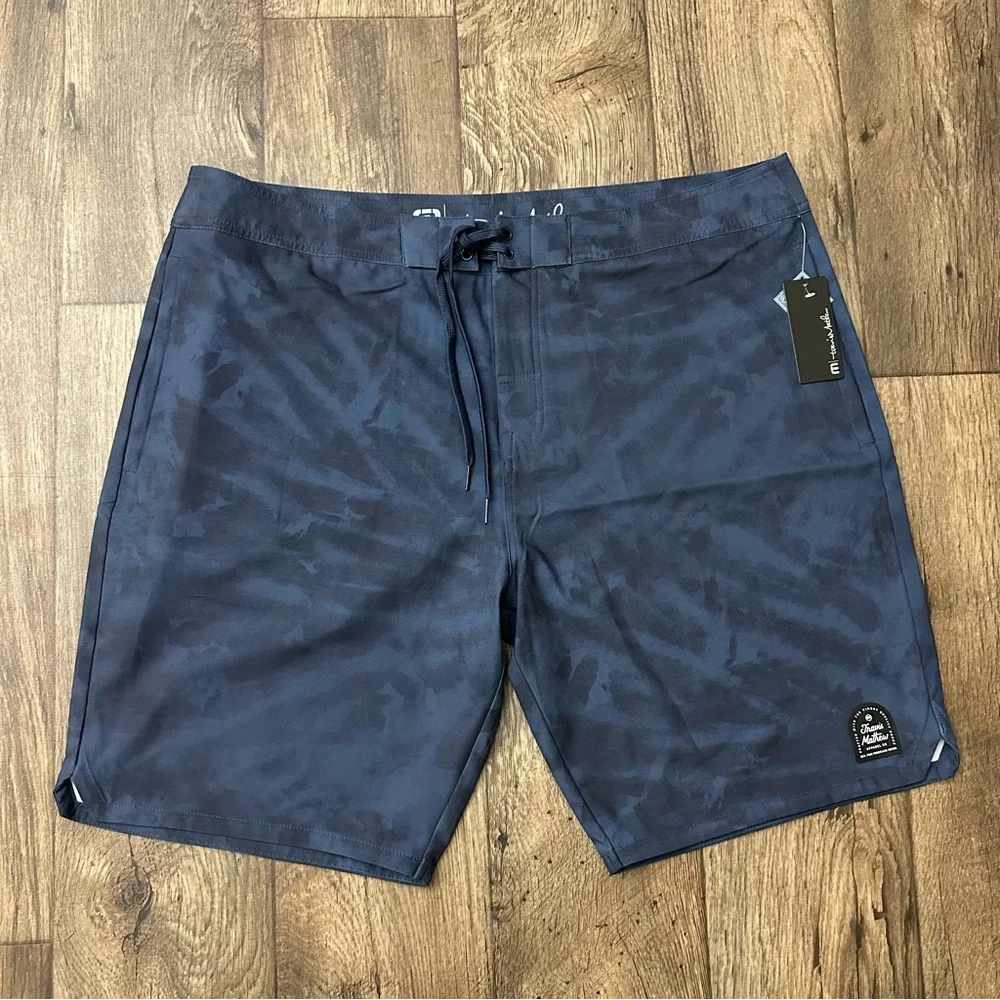 Travis Mathew Swim Summer Beach Board Shorts Mens Size 40 Insignia Blue